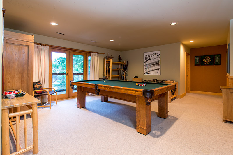 Master log bedroom with king size log bed and ensuite bathroom