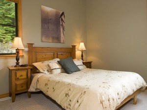 2nd master bedroom with ensuite bathroom