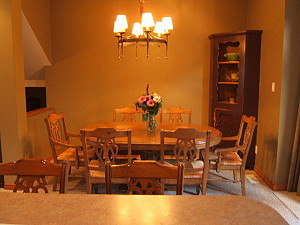 Dining room table with seating for 6